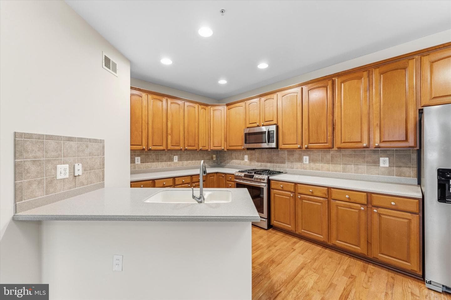 41 Idlecreek Lane photo 7