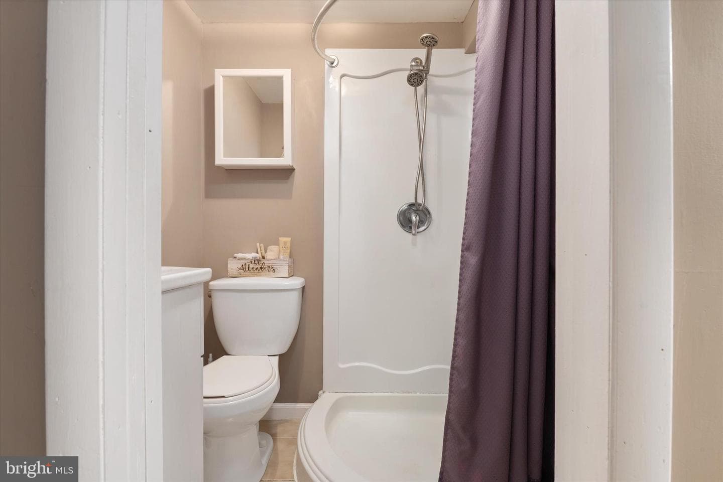 5208 Patrick Henry Dr photo 20