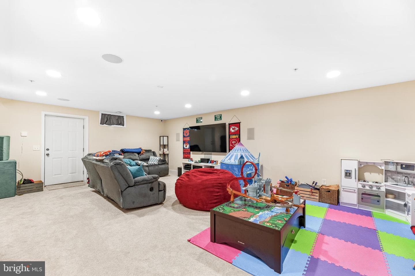 1402 Insey Rd photo 32