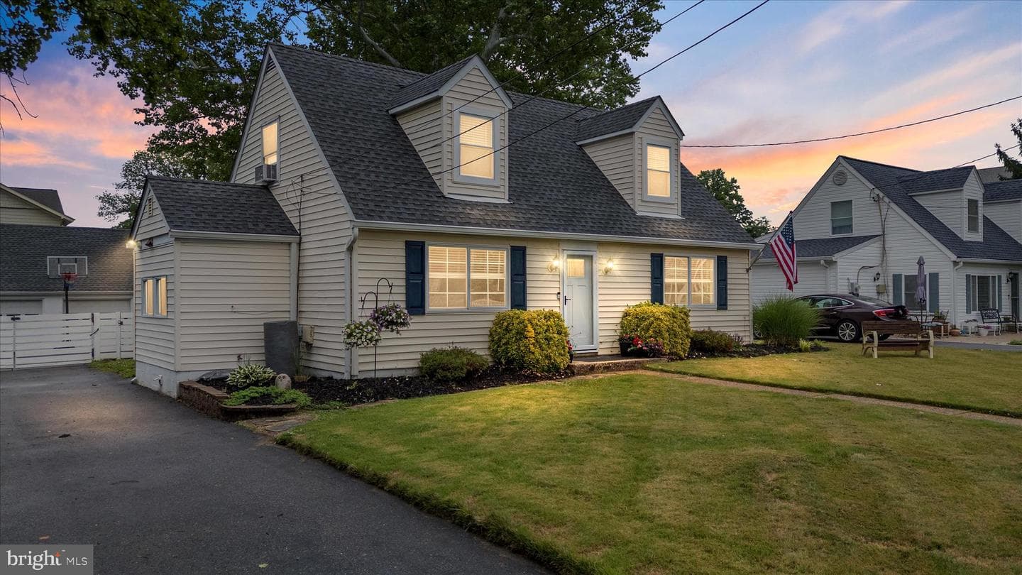 16 Virginia Avenue photo 3
