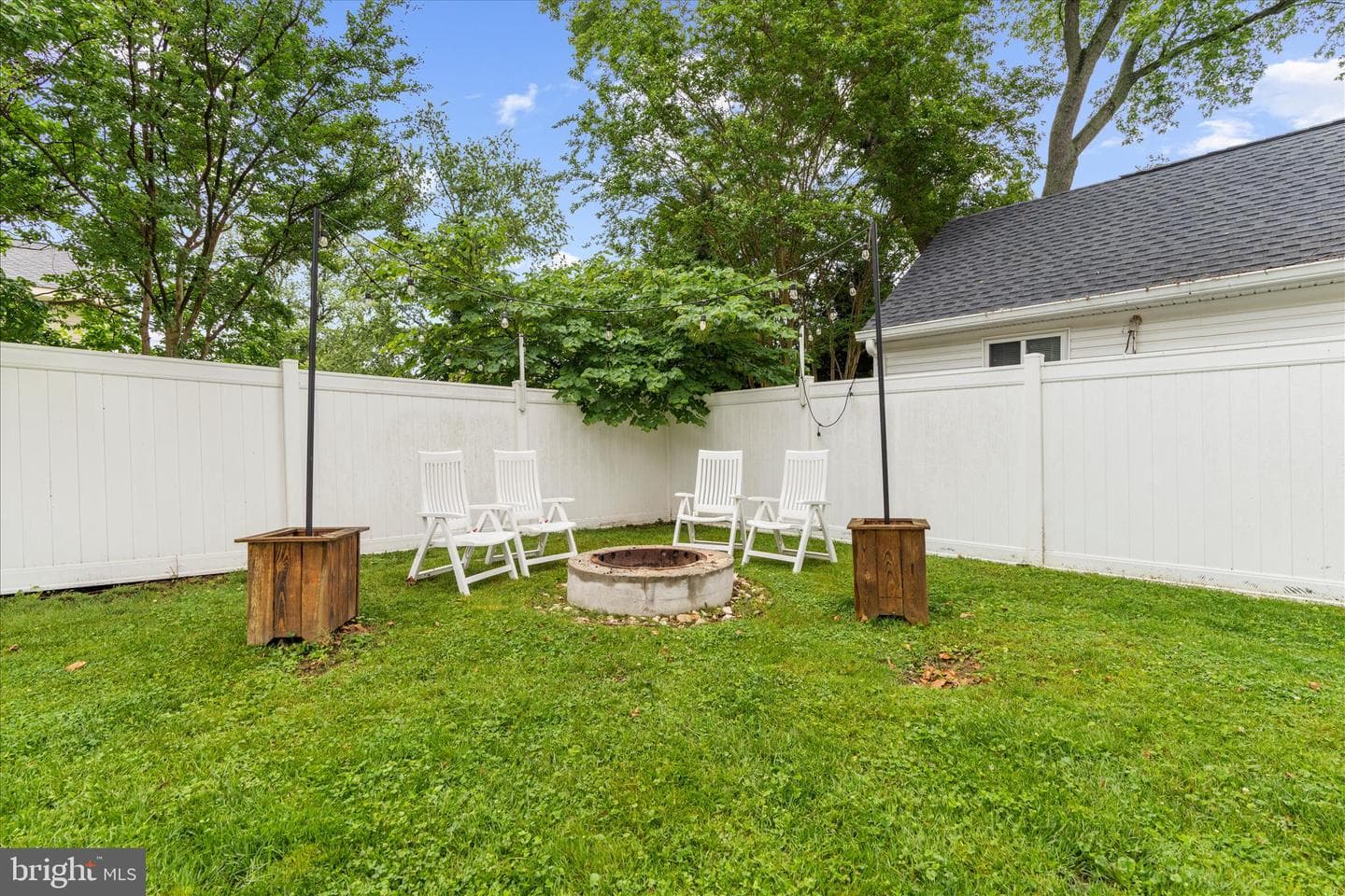 16 Virginia Avenue photo 38
