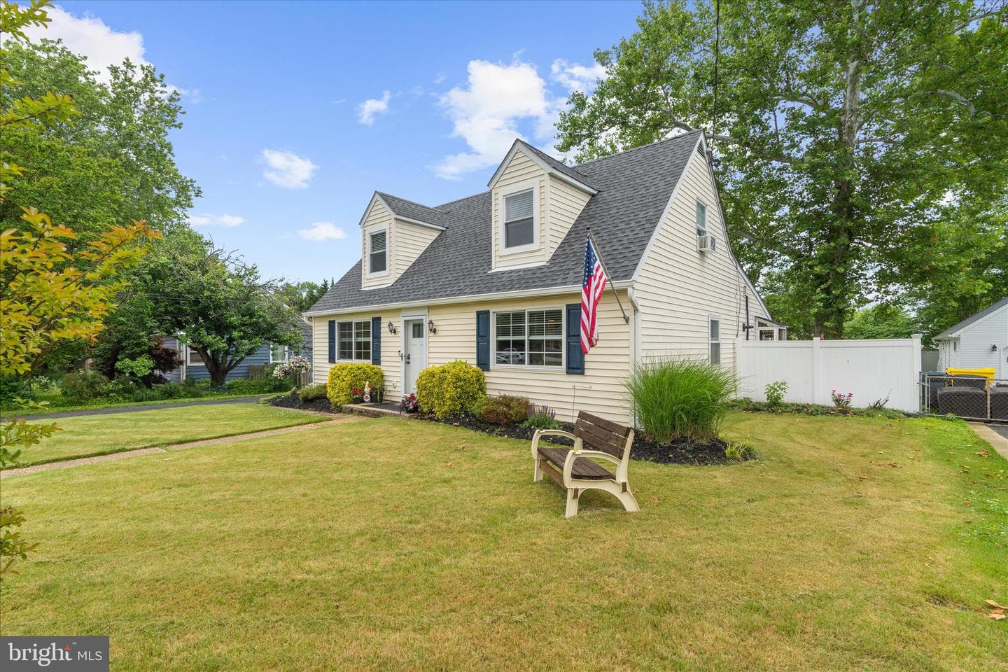 16 Virginia Avenue photo 5