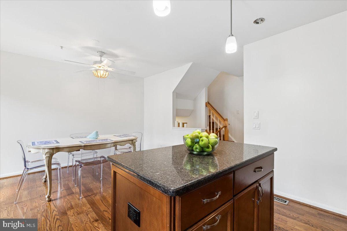 211 Gray Fox Court photo 8