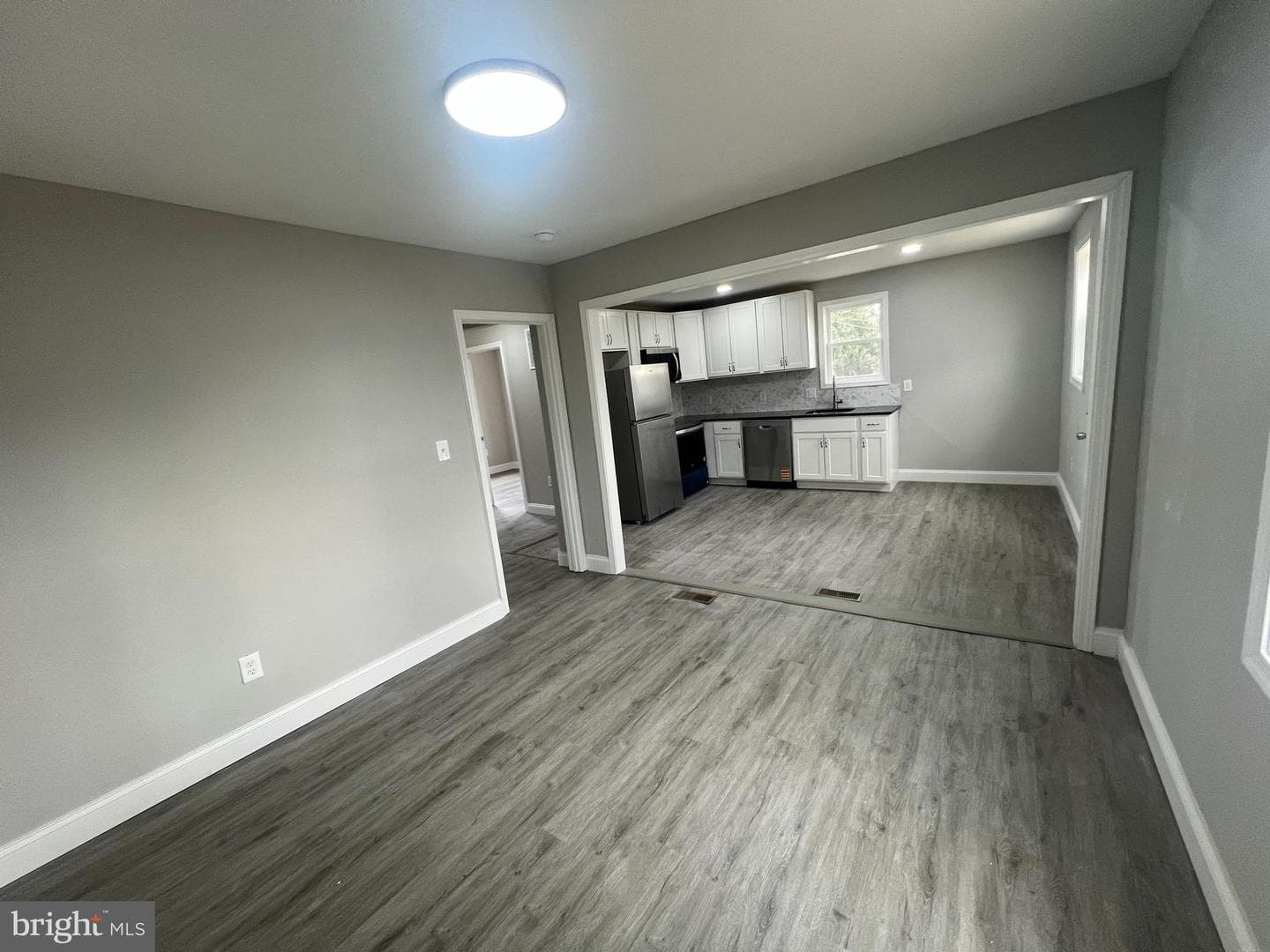 7967 Foster Avenue photo 17
