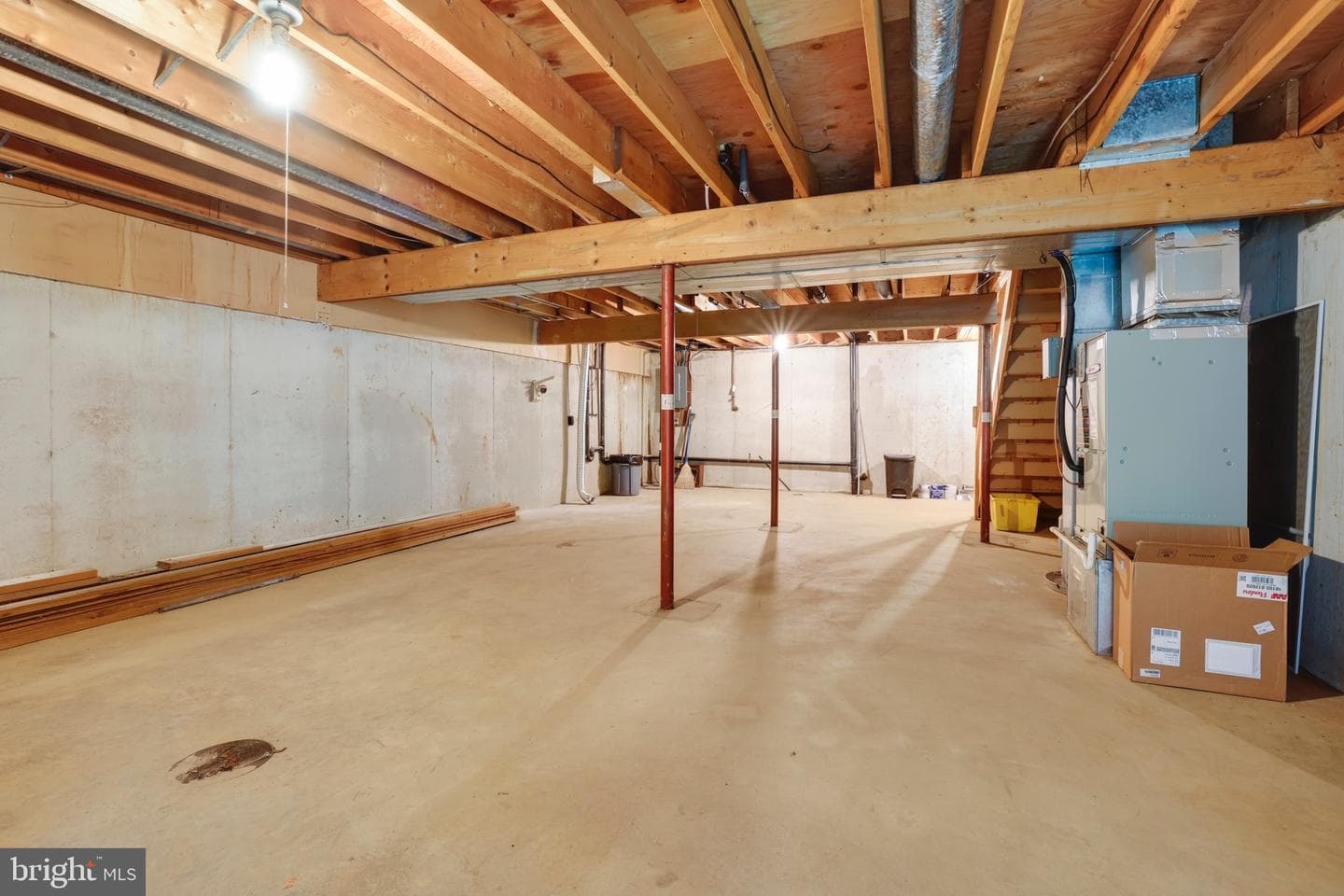 1608 Woodtree Court W photo 22
