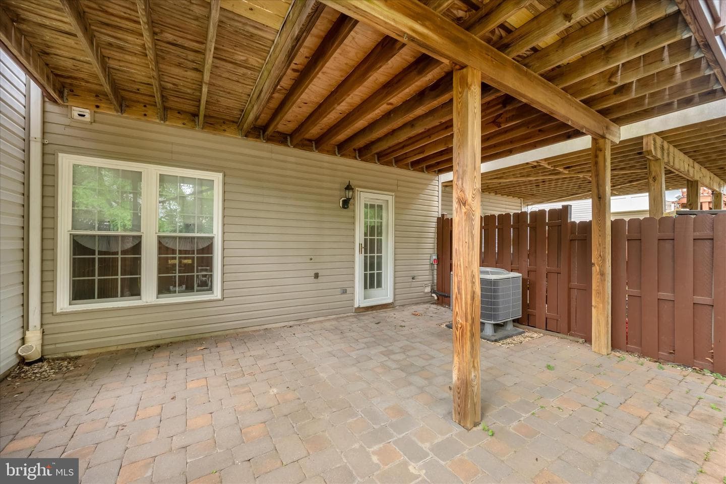 2211 Commissary Circle photo 57