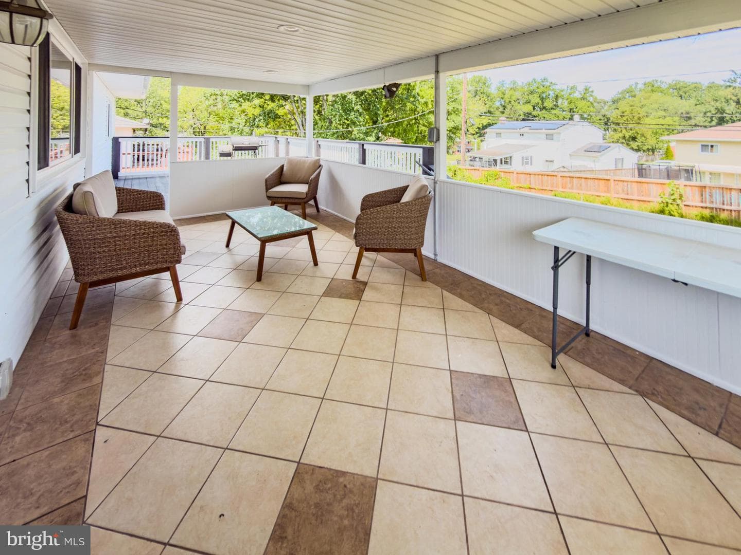 292 Mackintosh Drive photo 13