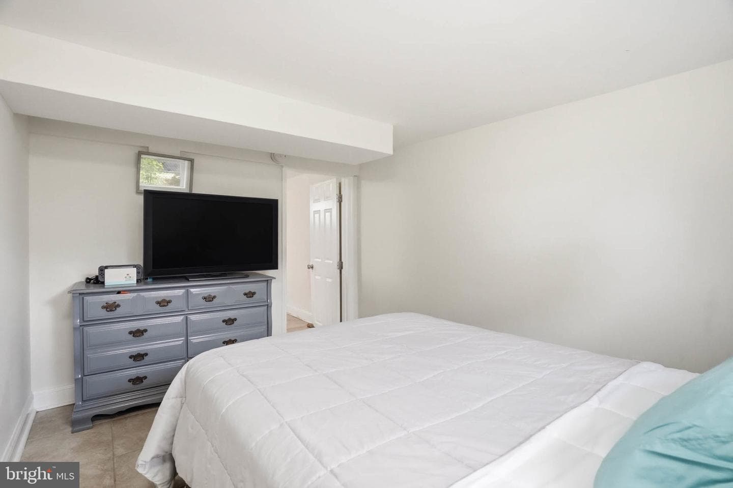 300 Townsend Avenue photo 29