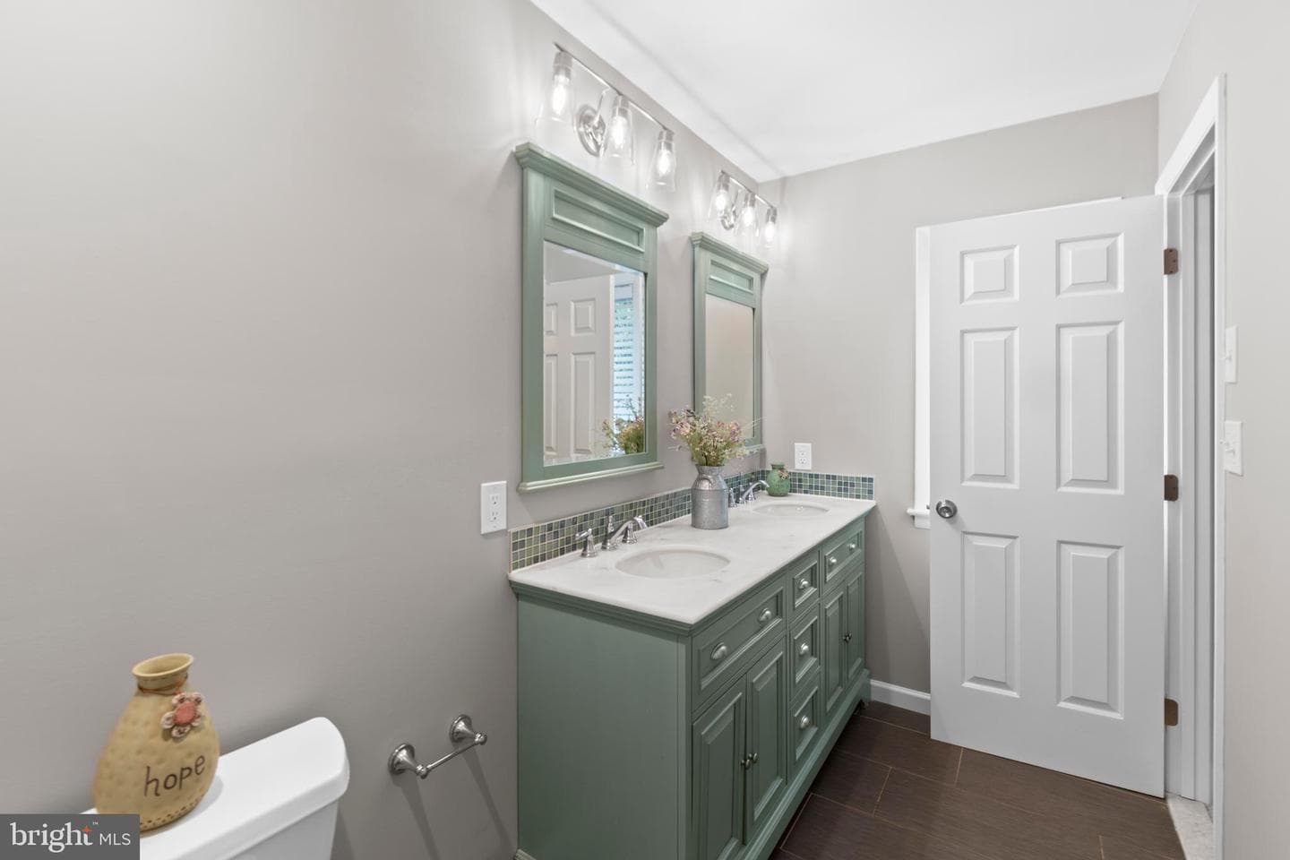 1132 Bay Ridge Road photo 23
