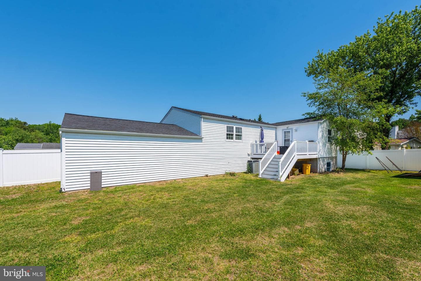 7709 Siden Drive photo 40