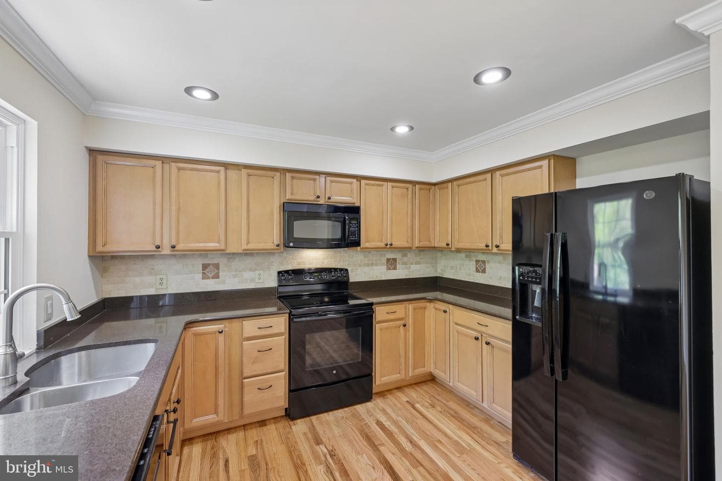 7961 Oakwood Road photo 15