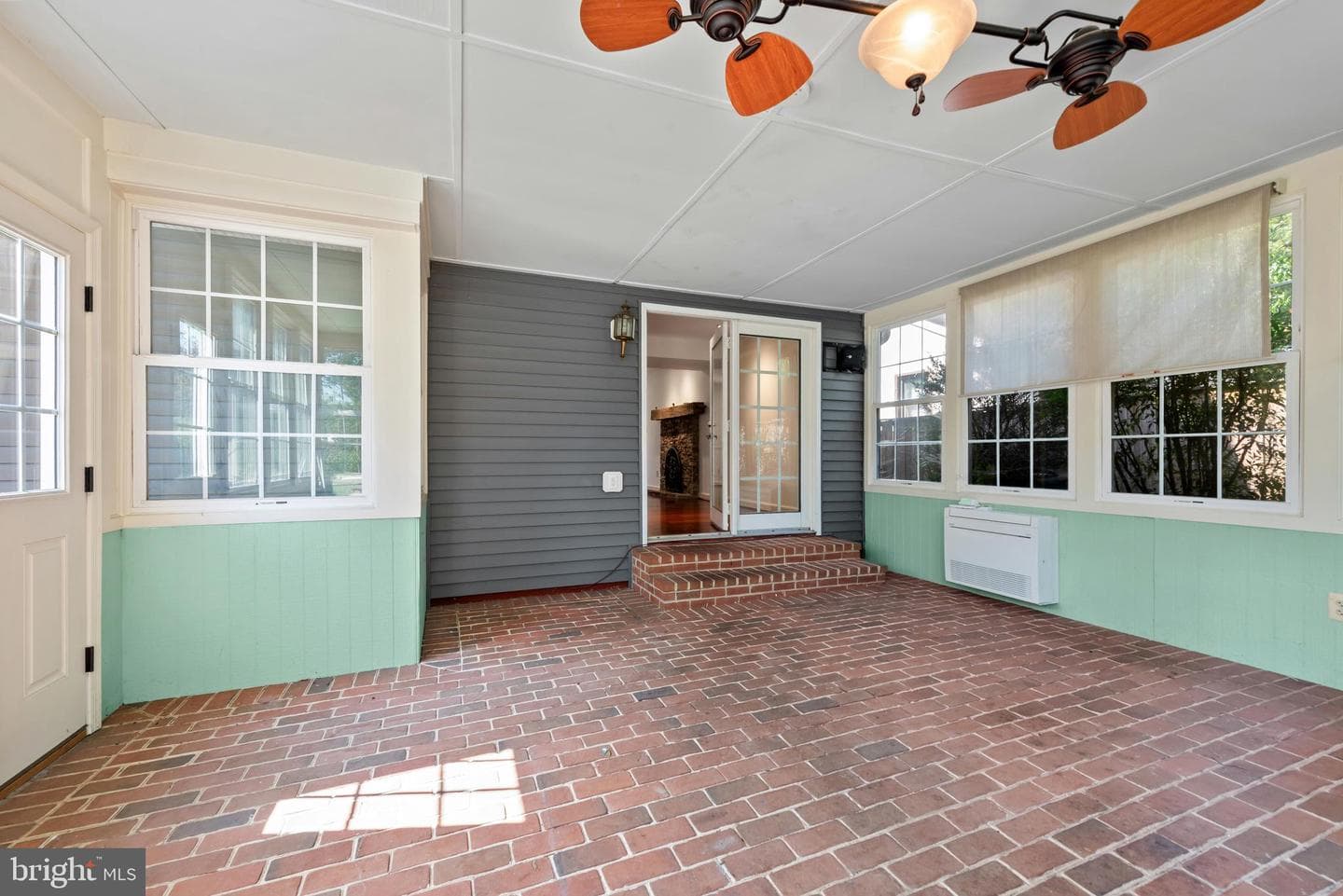 1023 Tudor Drive photo 18