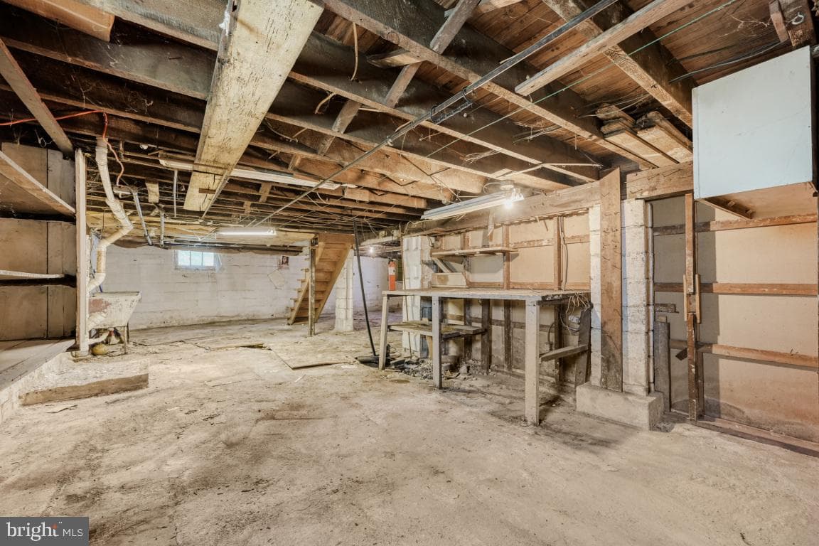1 Eugenia Avenue photo 26