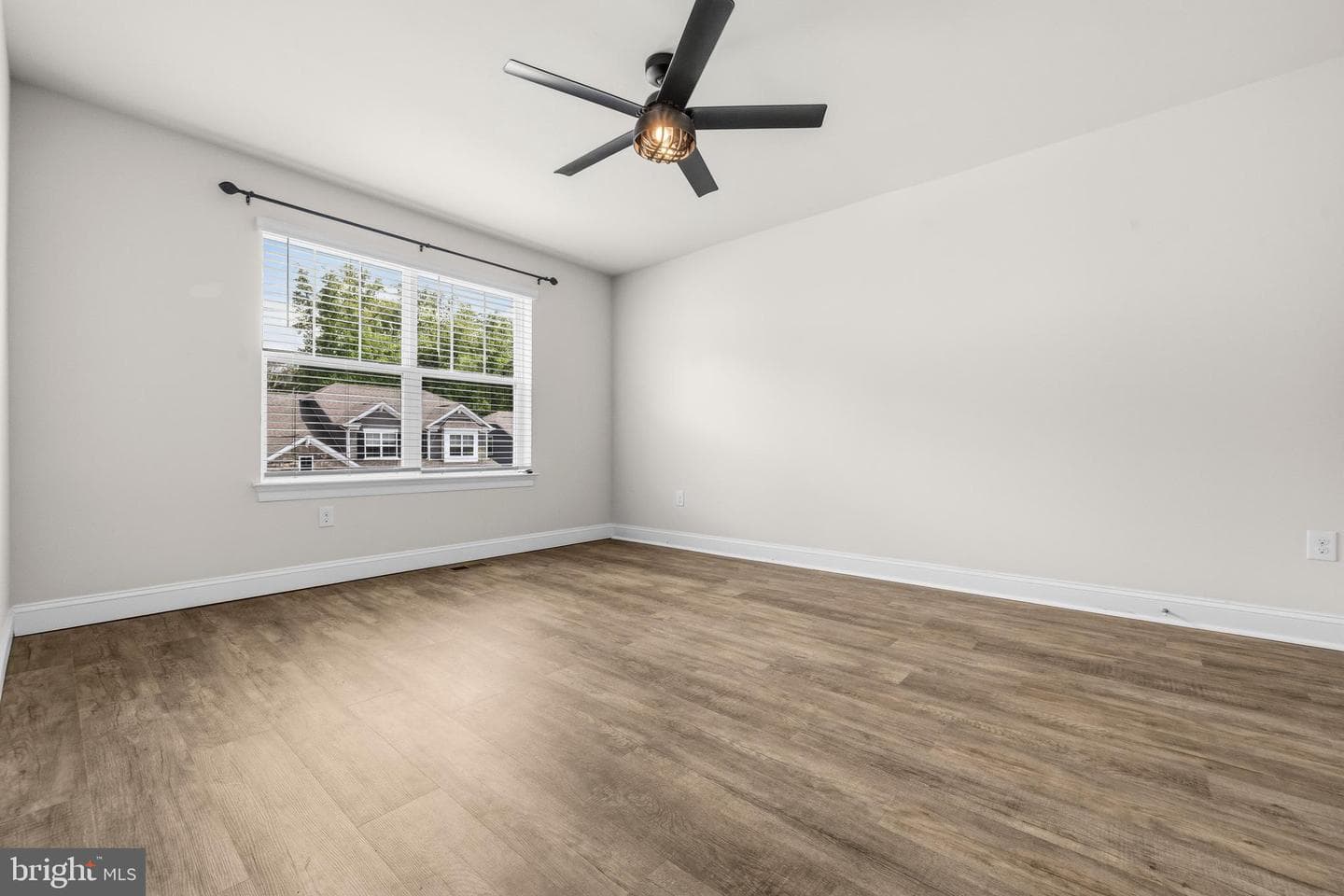 2811 Broad Wing Drive photo 35