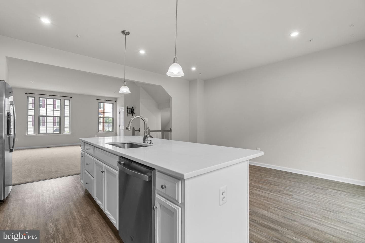 7911 N Gladden Farm Way photo 18