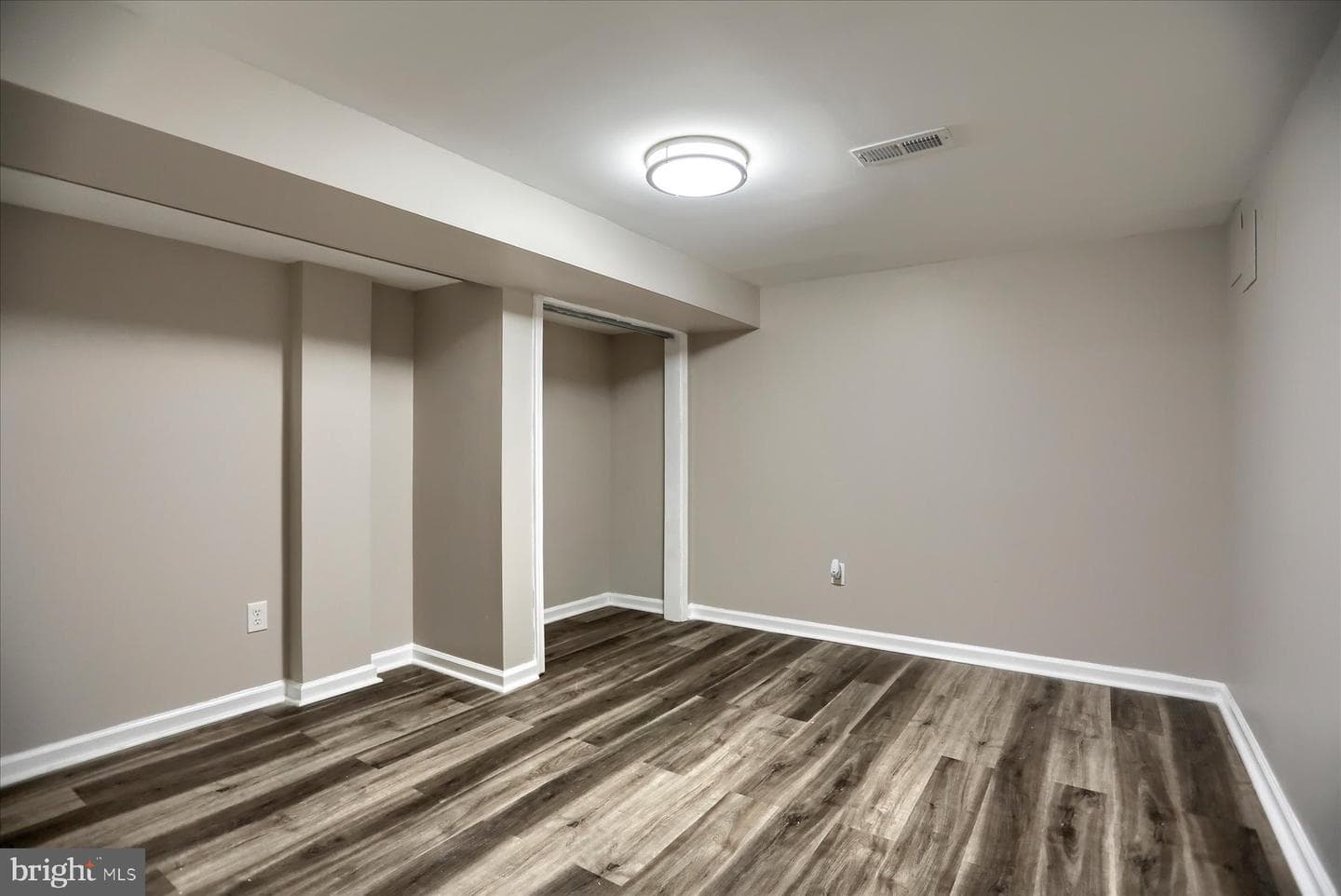 573 Rita Drive photo 38