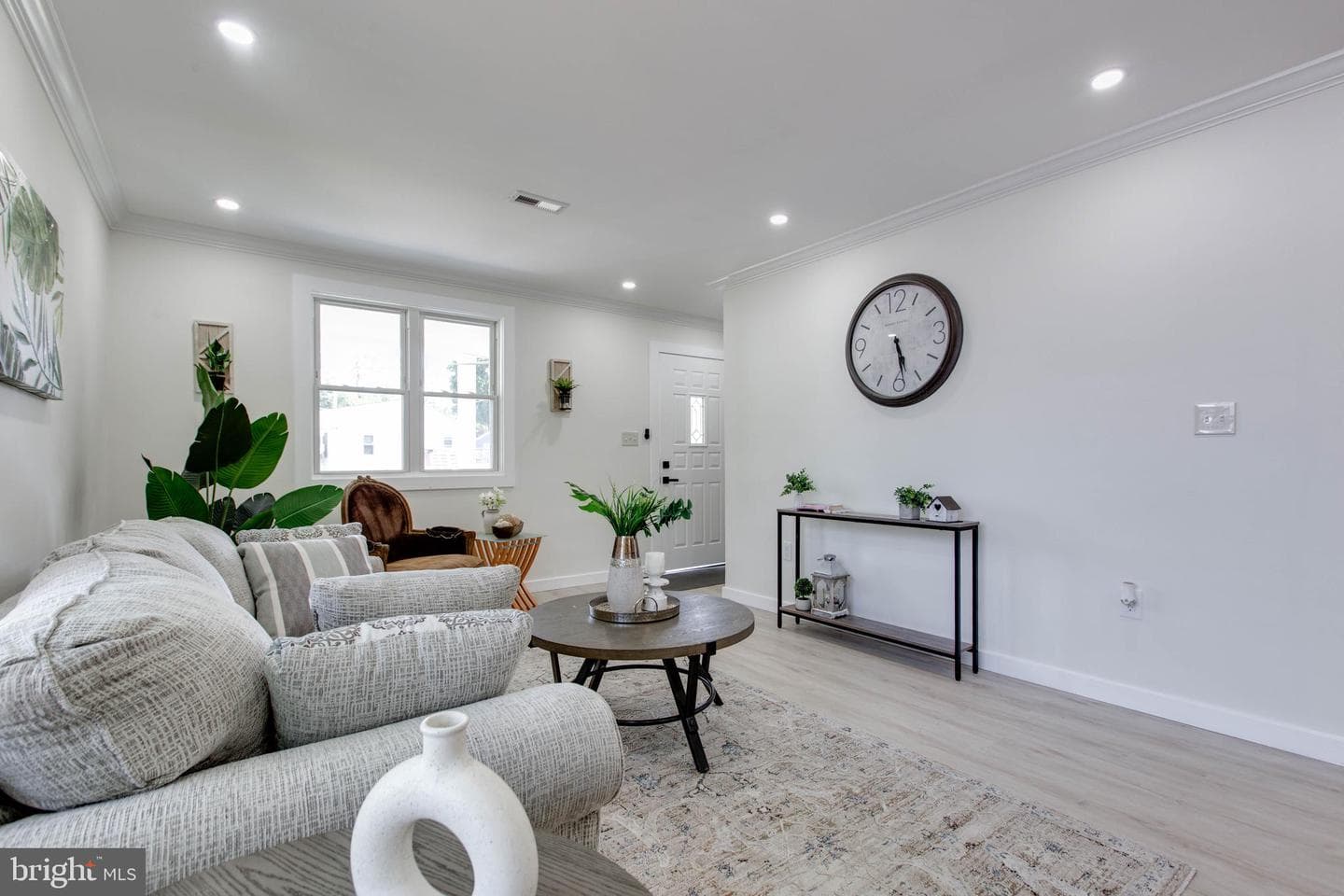 1241 Guildford Road photo 10