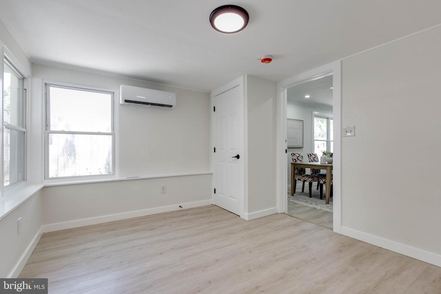1241 Guildford Road photo 34