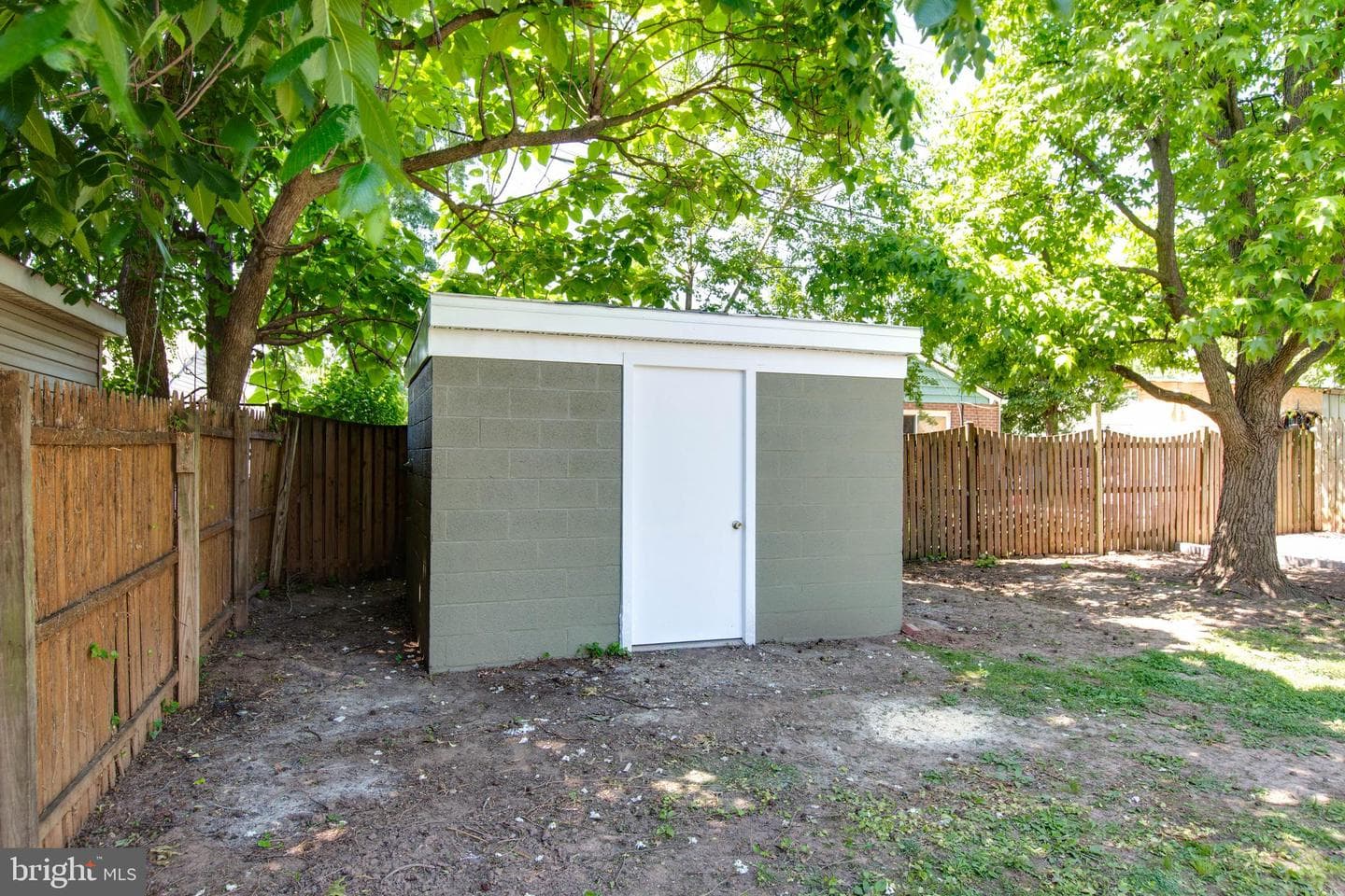 1241 Guildford Road photo 45