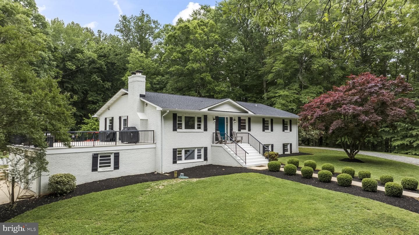 6313 Mallard Lane photo 4