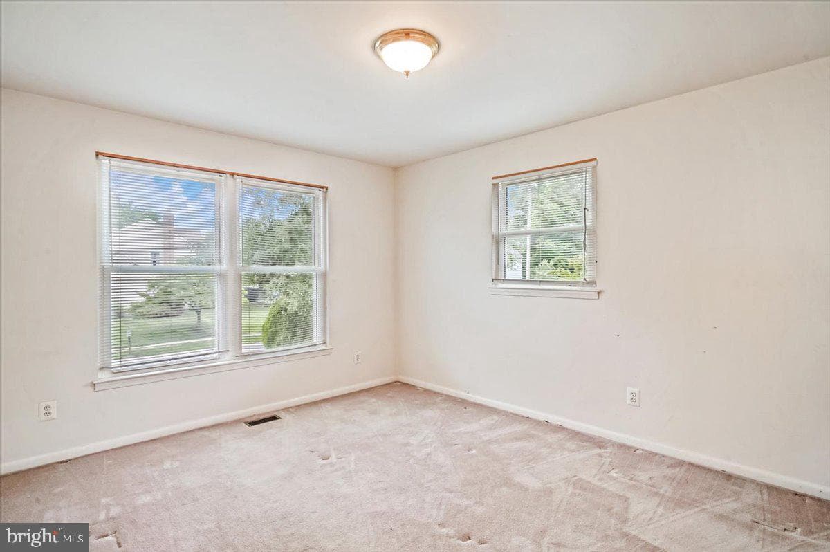 273 North Drive photo 15