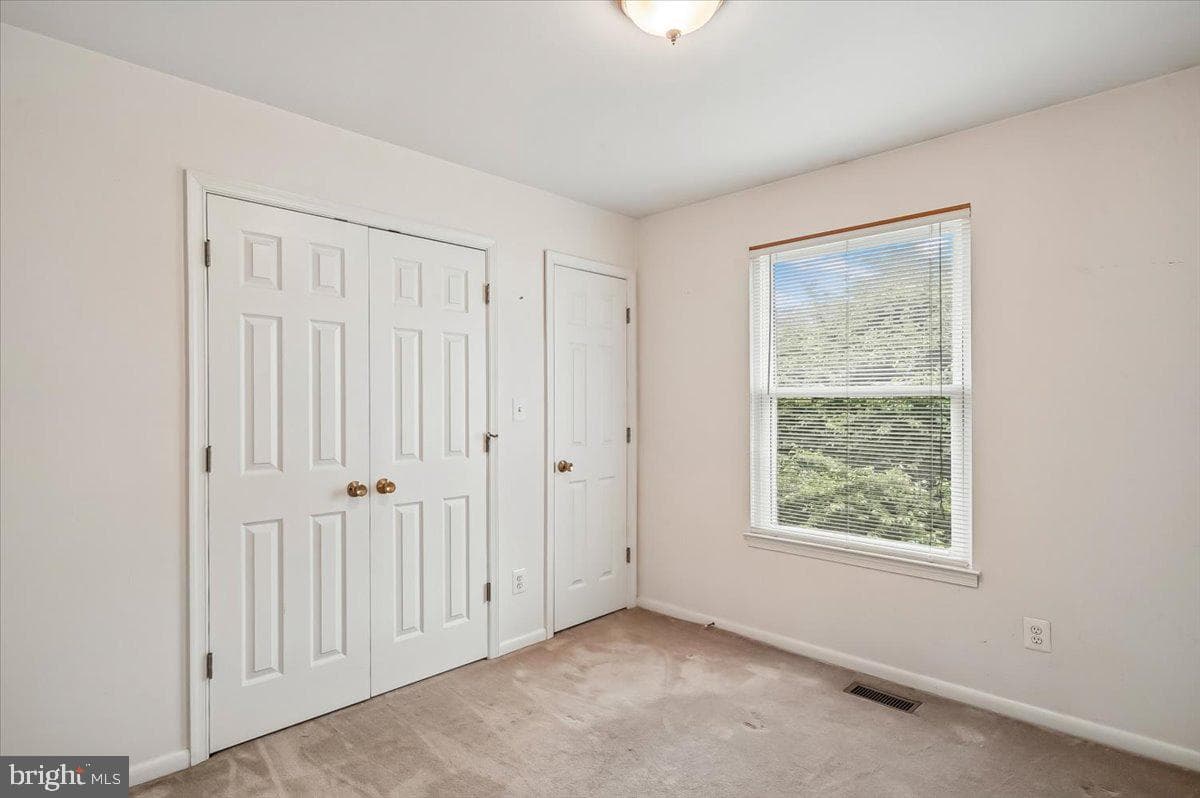 273 North Drive photo 16