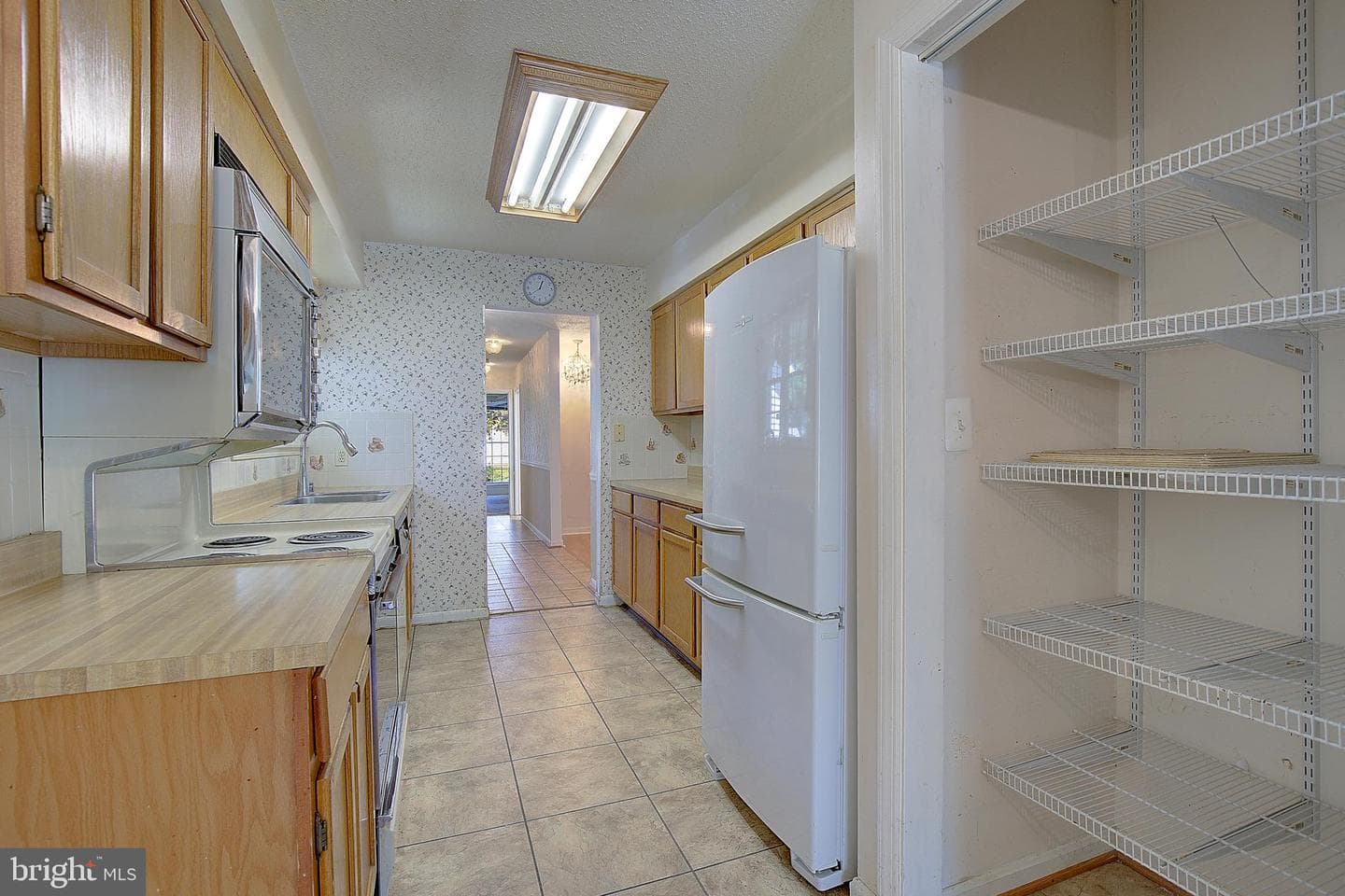 848 Deerwood Court photo 17