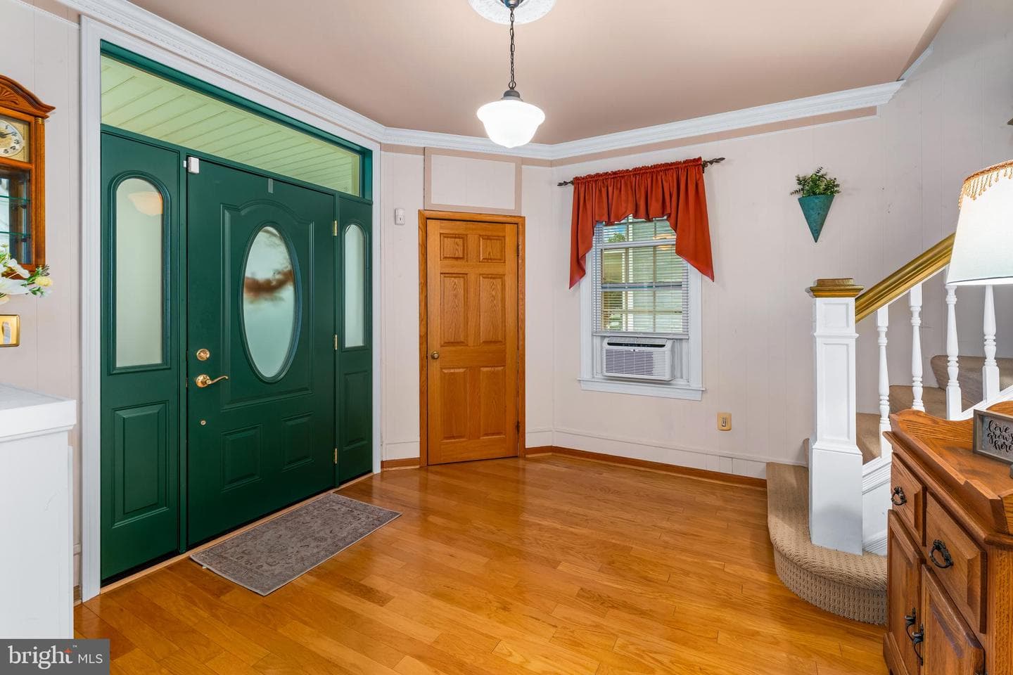 102 7th Avenue photo 21