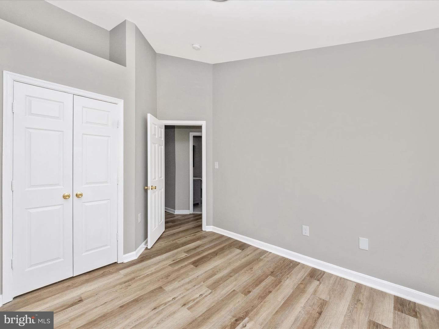 2242 Commissary Circle photo 35