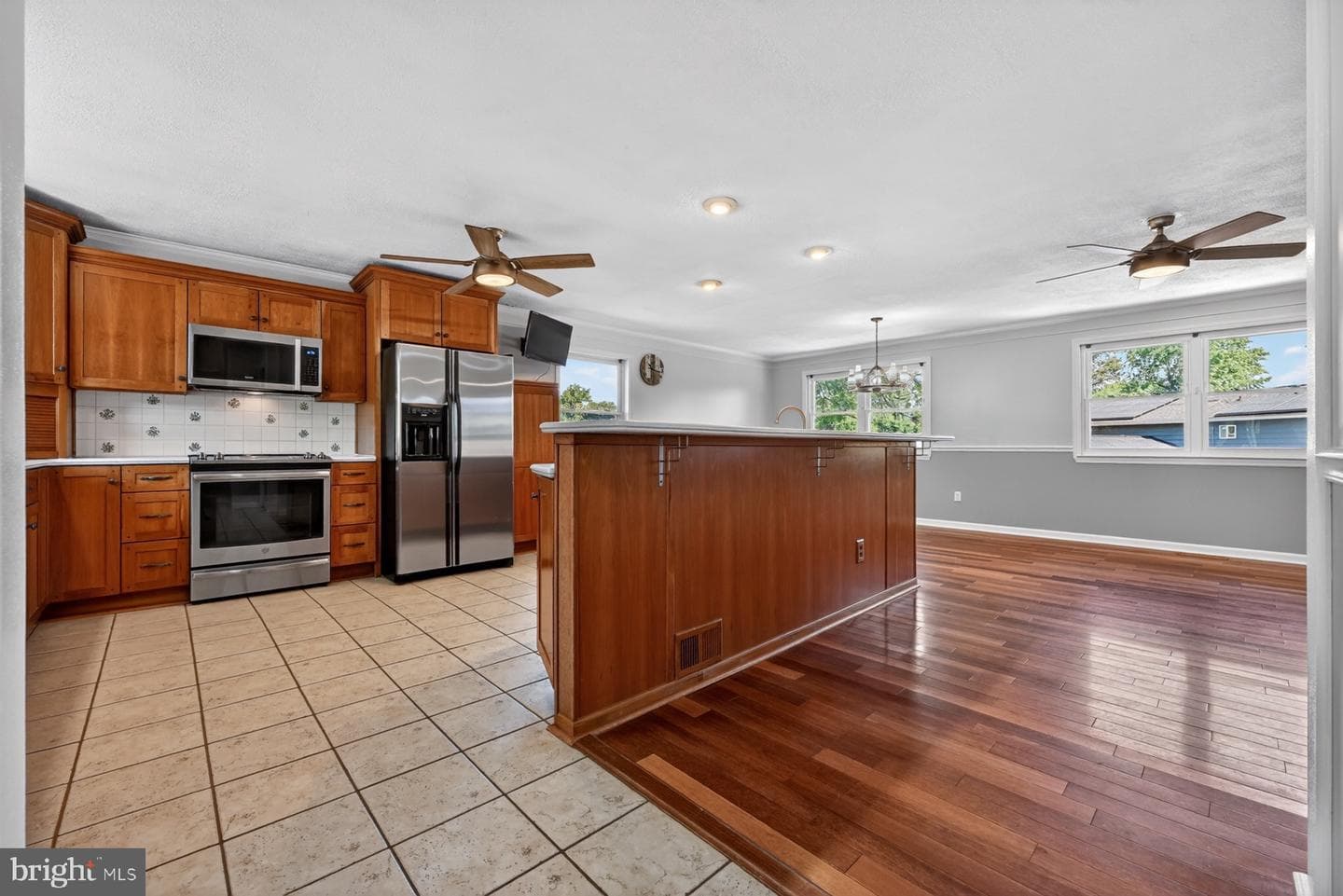 422 Ridgeview Court photo 16
