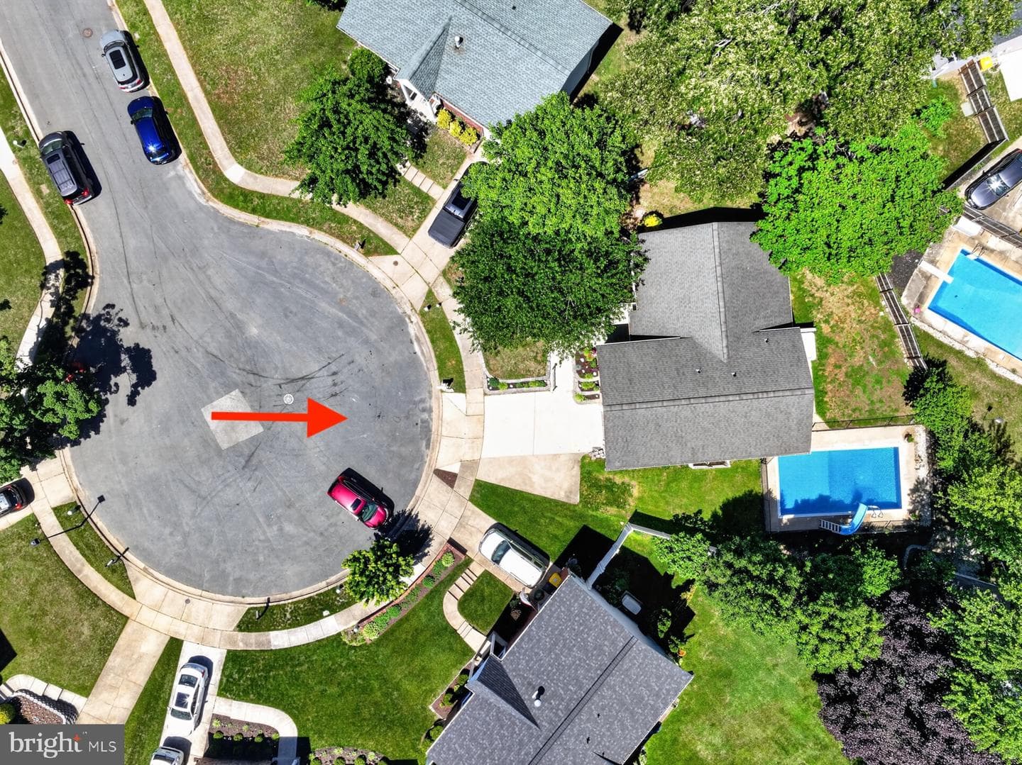 422 Ridgeview Court photo 3