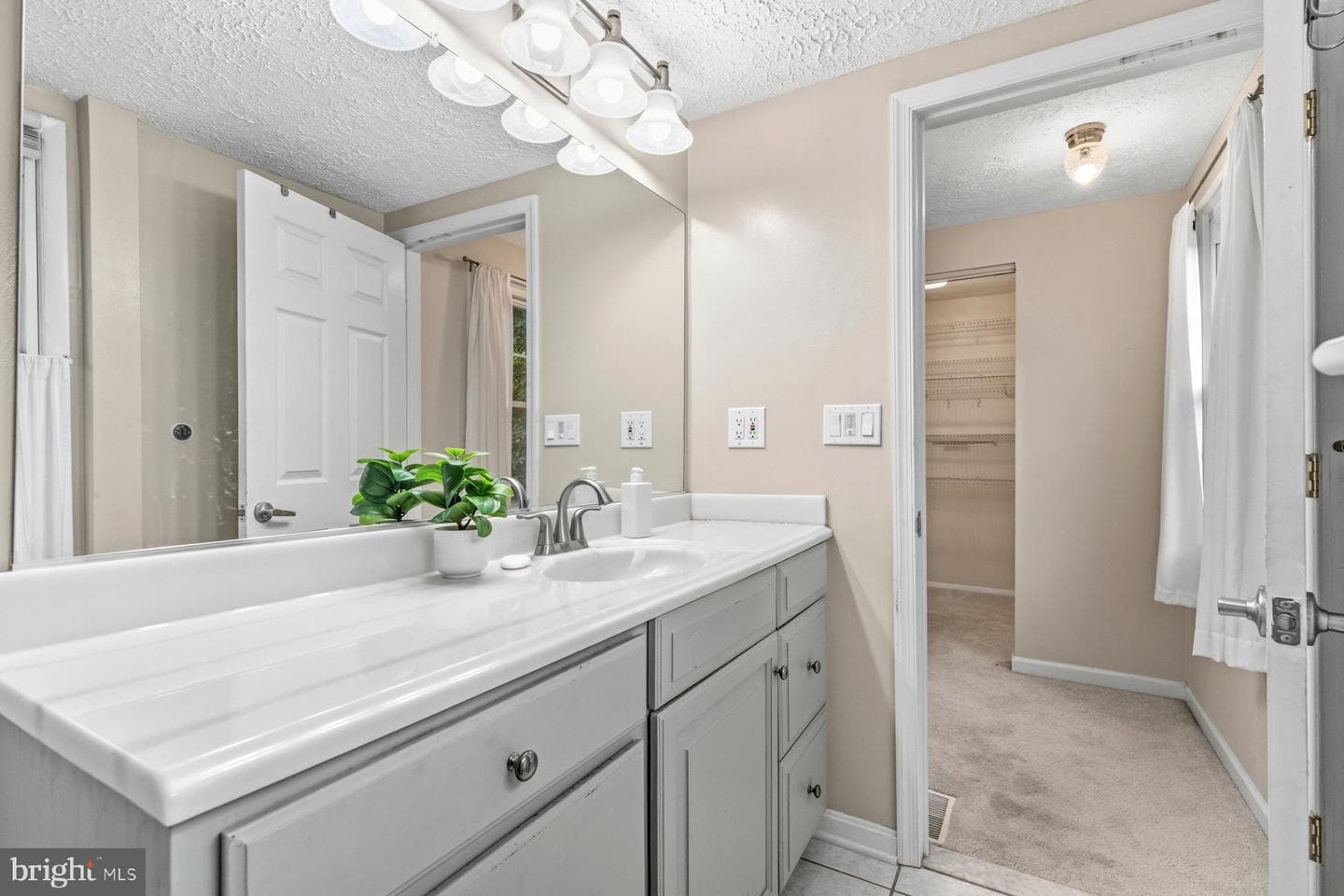 935 Marine Drive photo 26