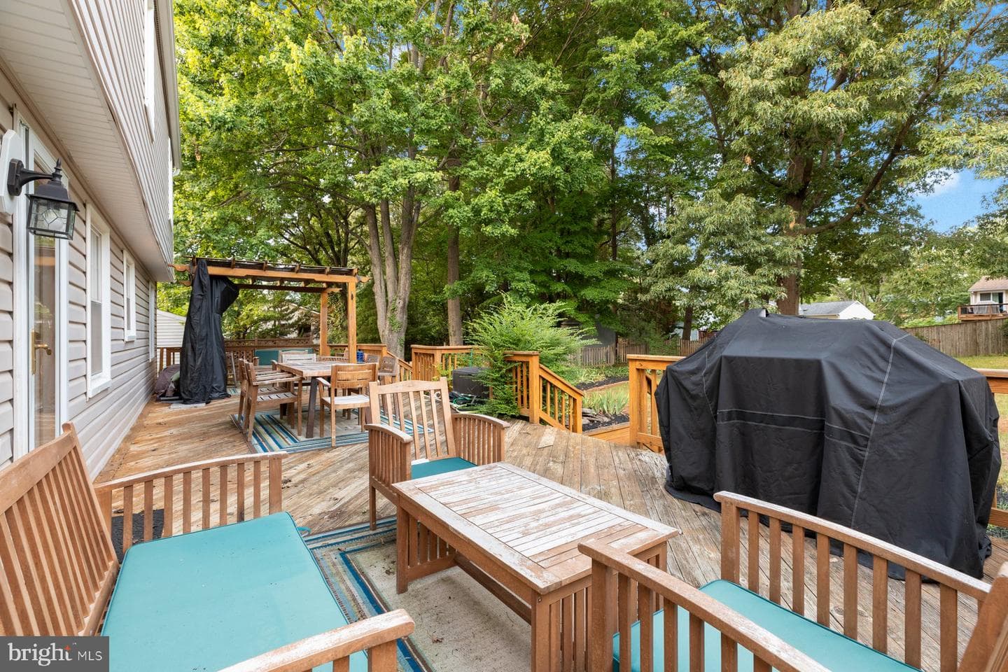 935 Marine Drive photo 31