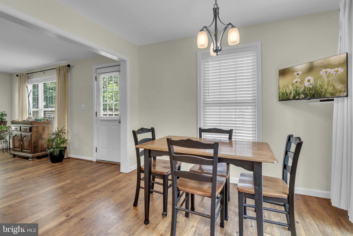 1009 Belgarden Lane photo 13
