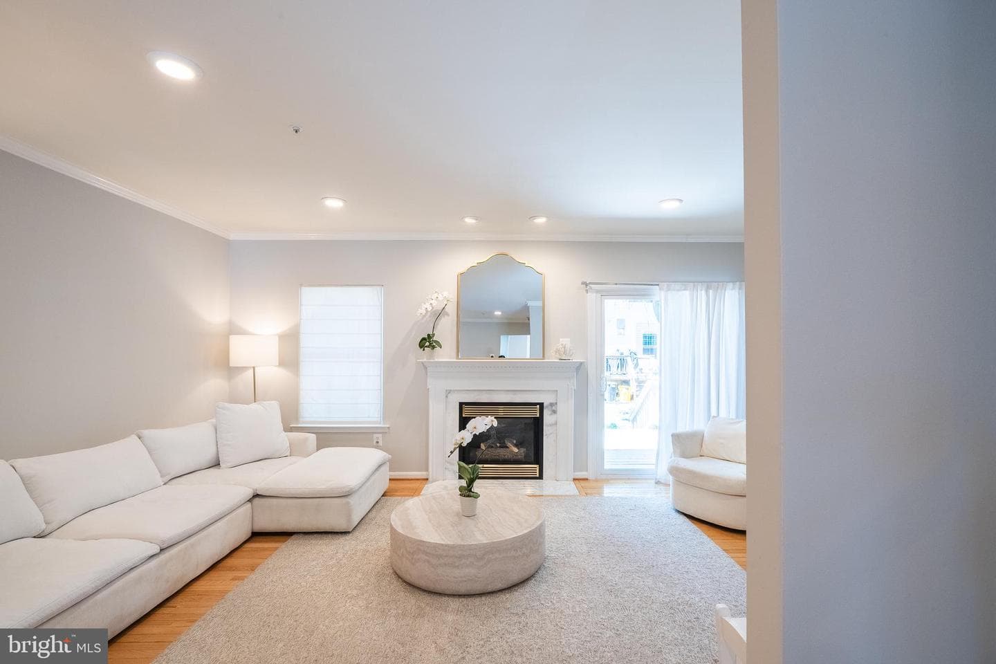 543 Francis Nicholson Way photo 11