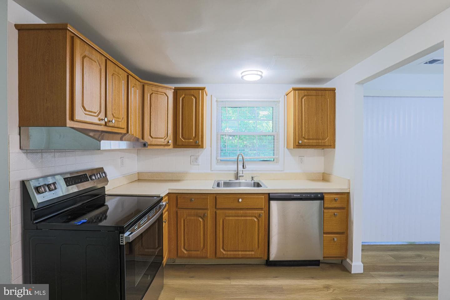 1327 Farrara Dr photo 11