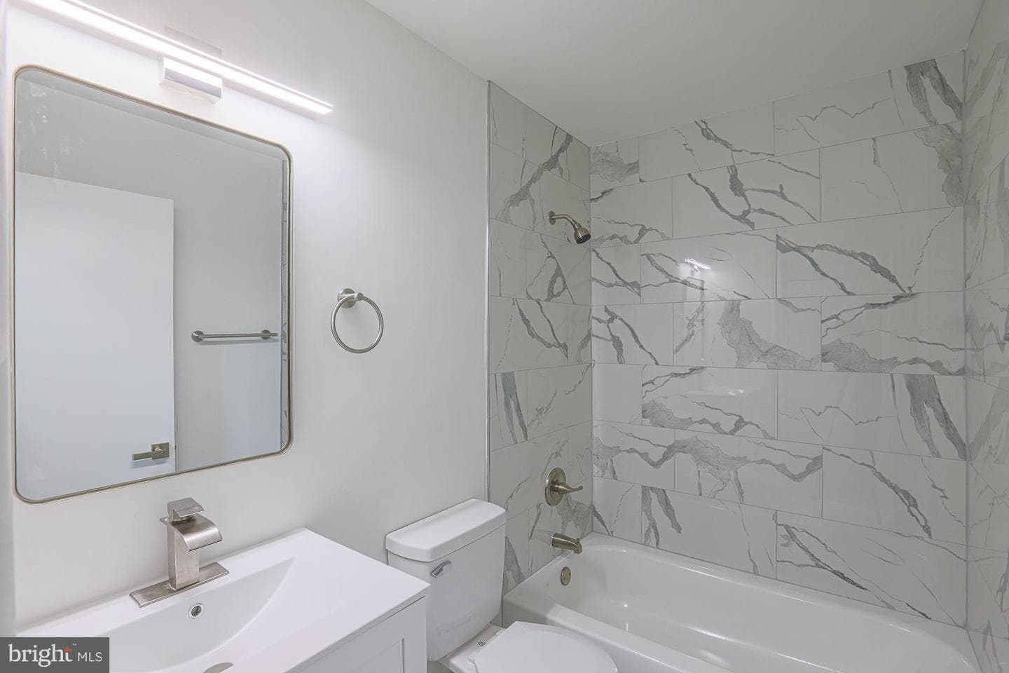 1327 Farrara Dr photo 24