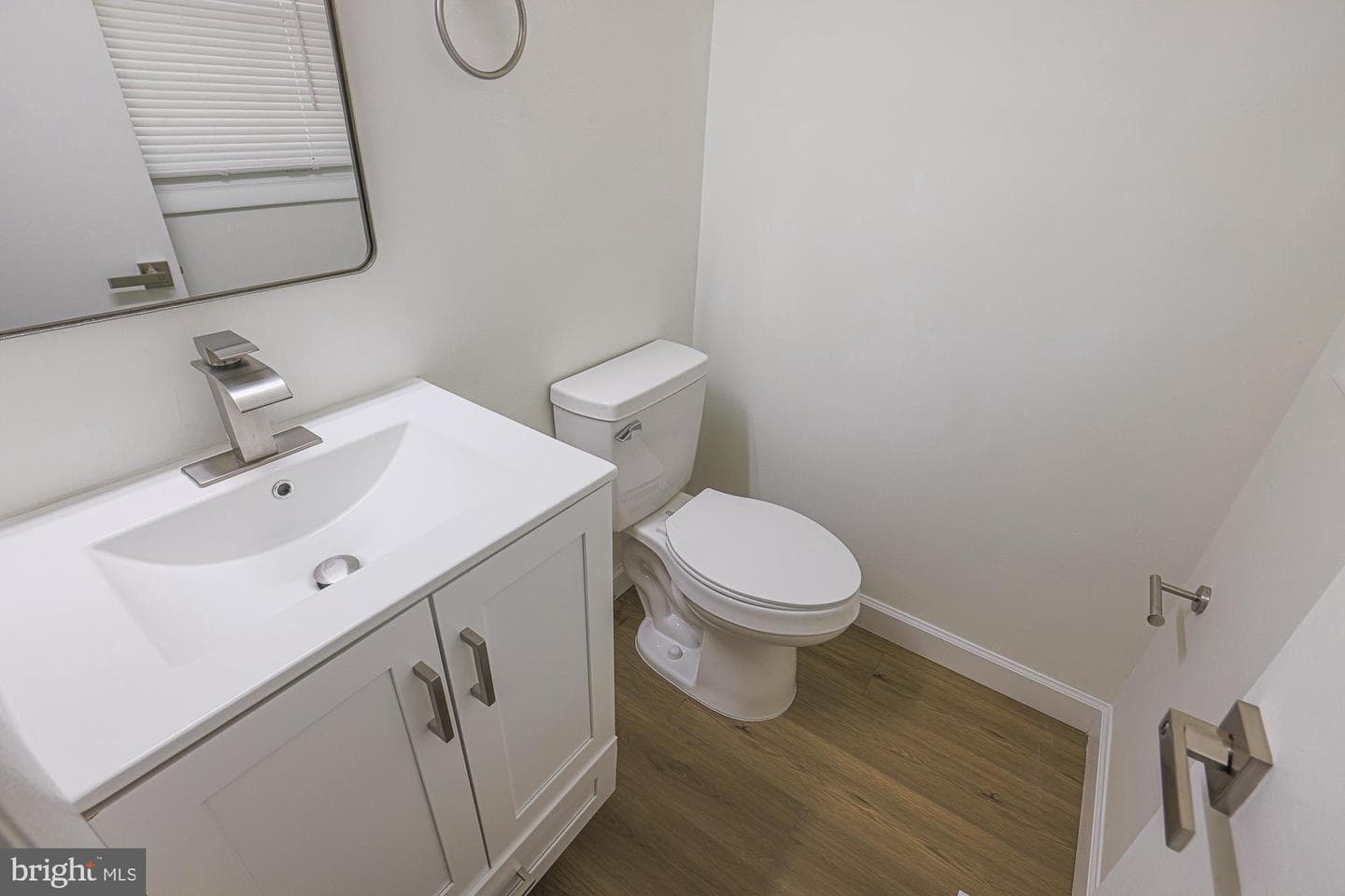 1327 Farrara Dr photo 27