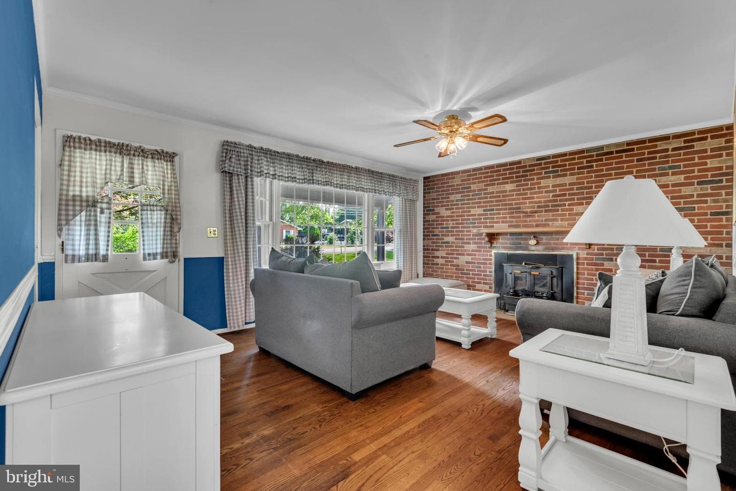 1554 Long Point Road photo 8
