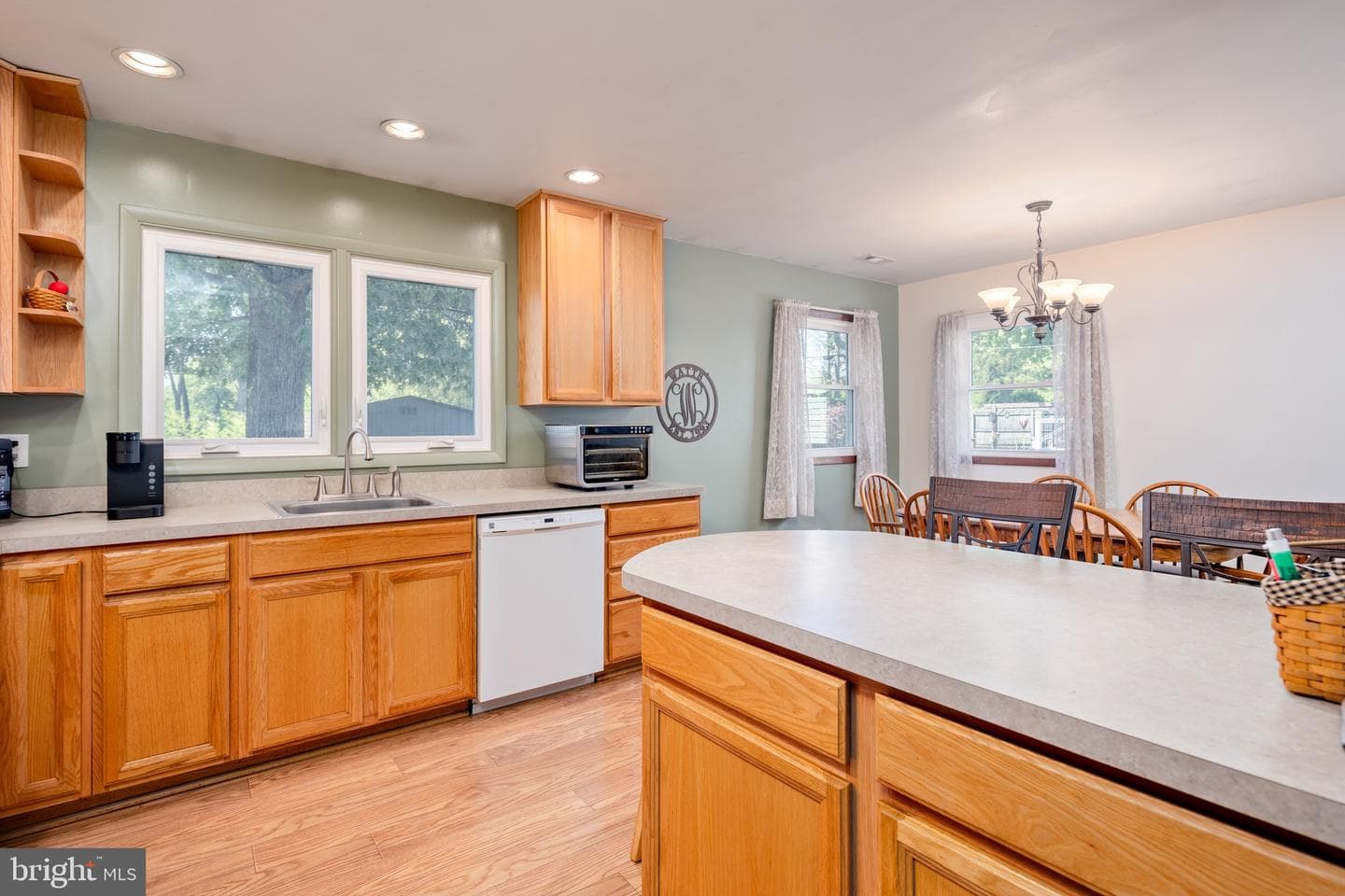390 Phirne Rd W photo 27