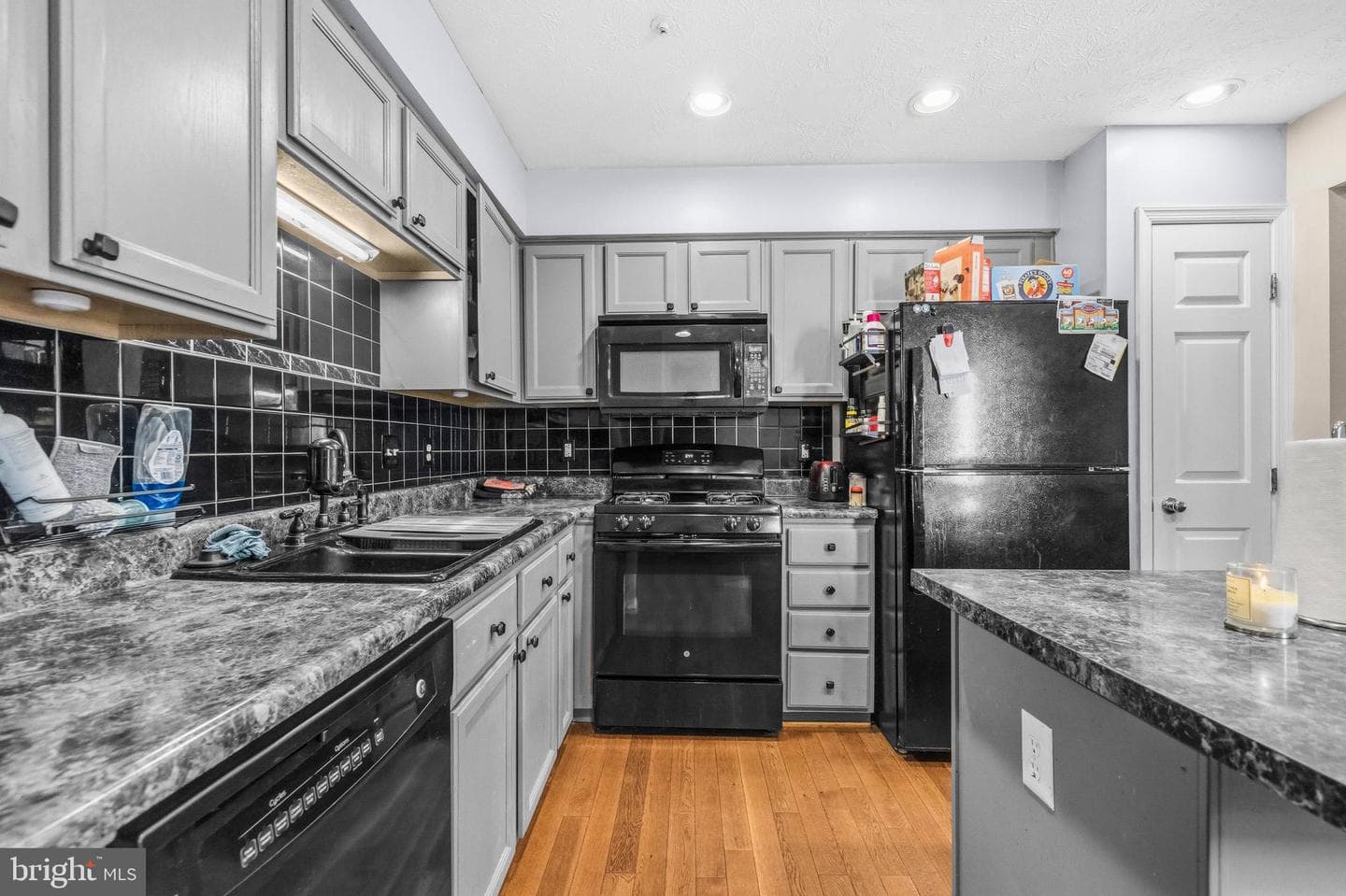 220 Foxtree Drive photo 11
