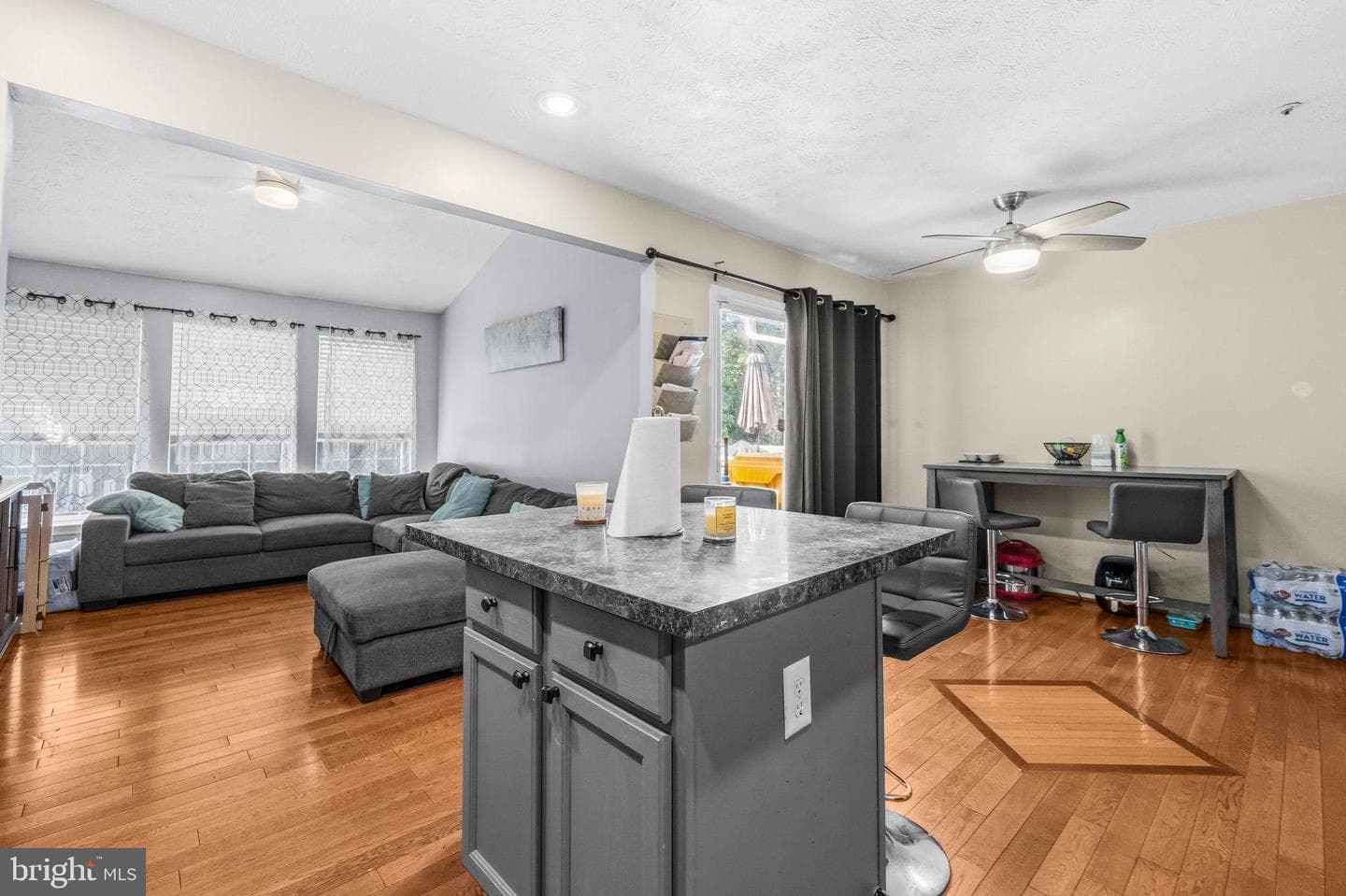 220 Foxtree Drive photo 12