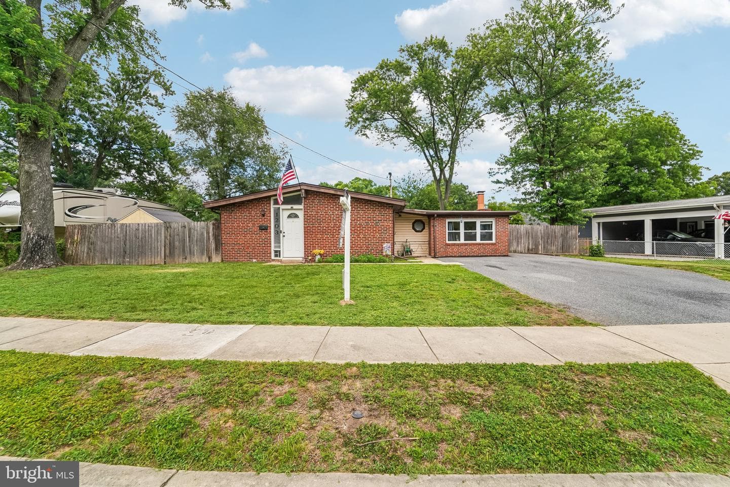 1203 Cathedral Drive photo 25
