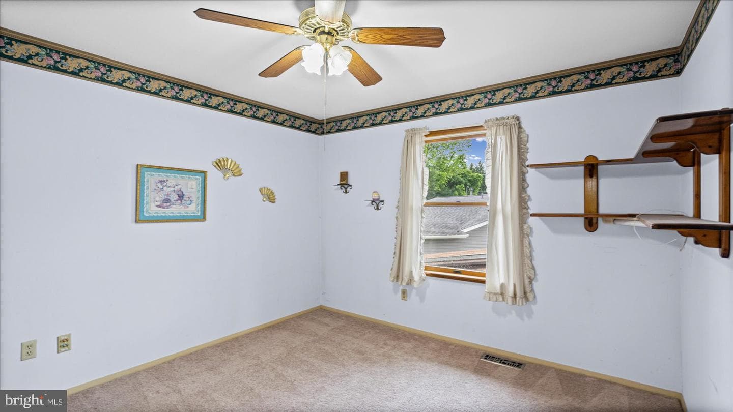 7896 Chalice Road photo 27
