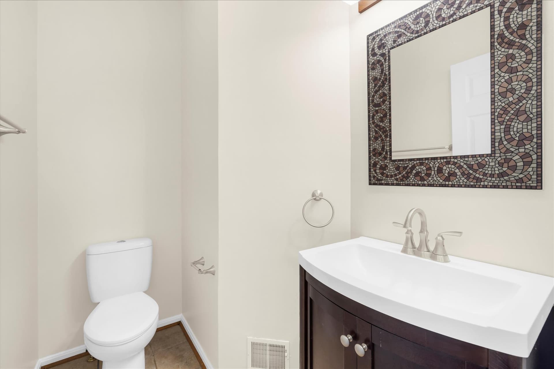 530 Samuel Chase Way photo 28