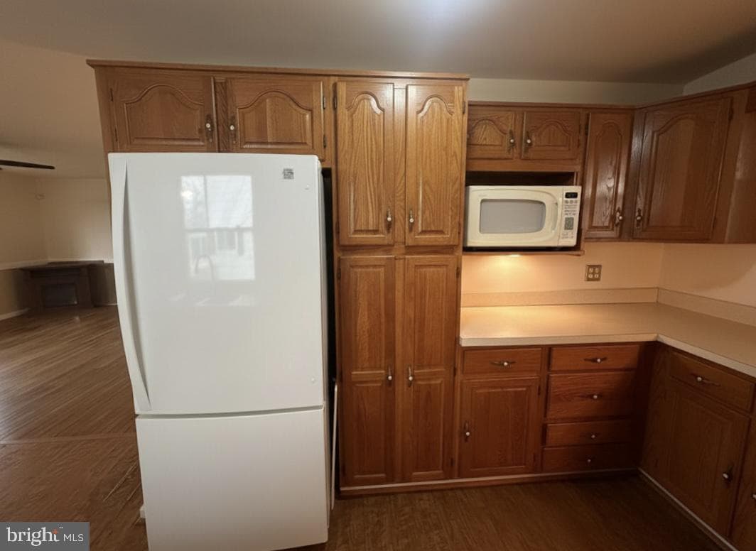 303 Mackintosh Drive photo 6