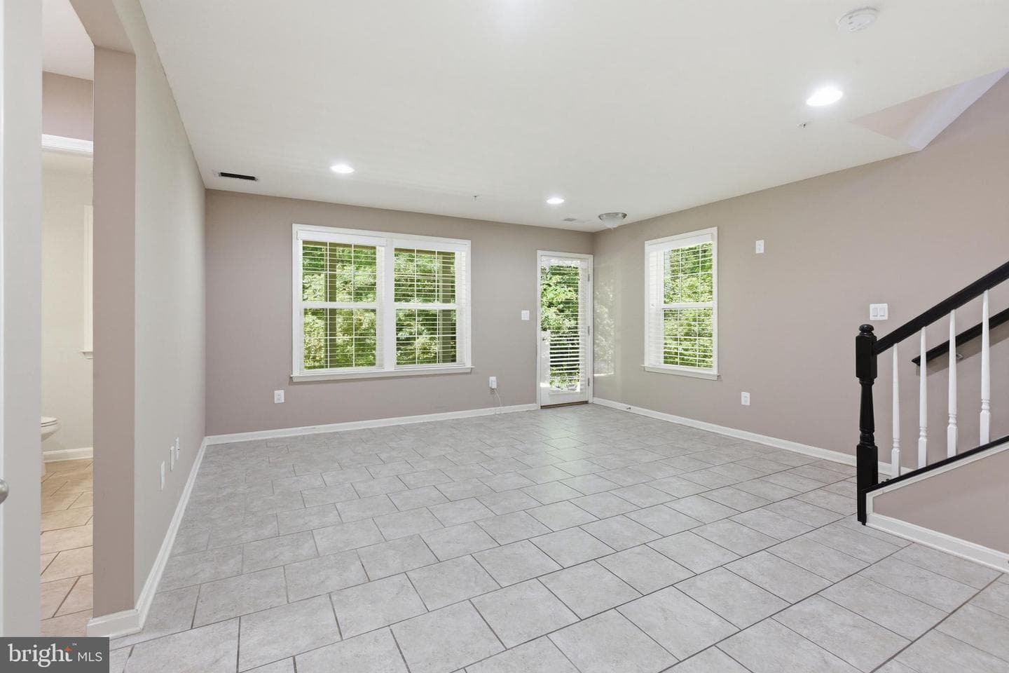 8170 Villaggio Dr photo 29