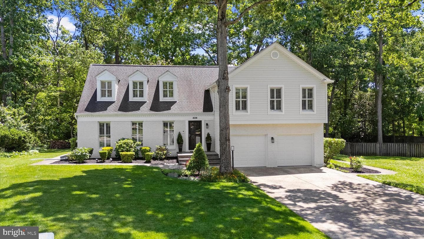 406 Honeywood Court
