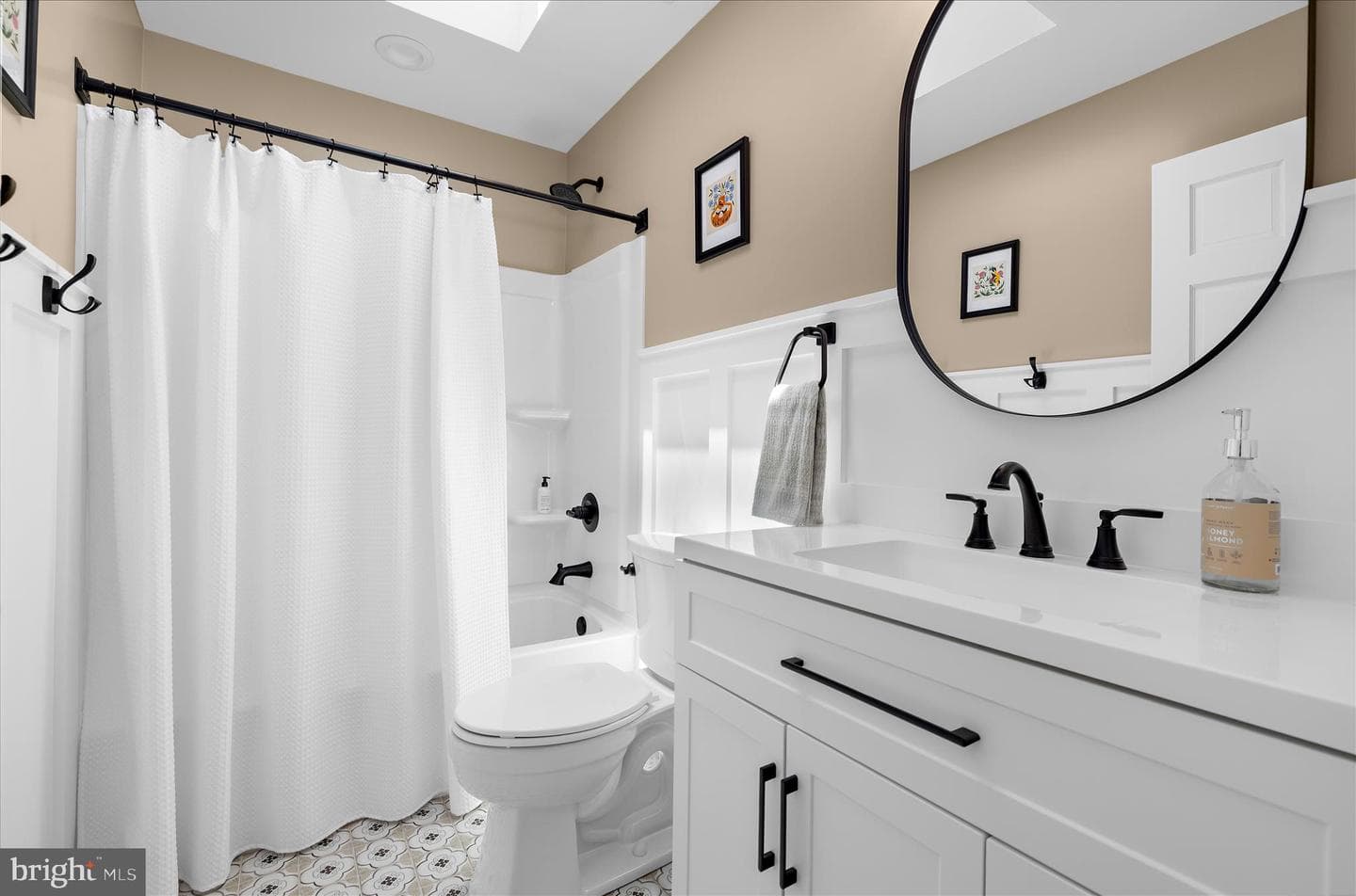 406 Honeywood Court photo 44