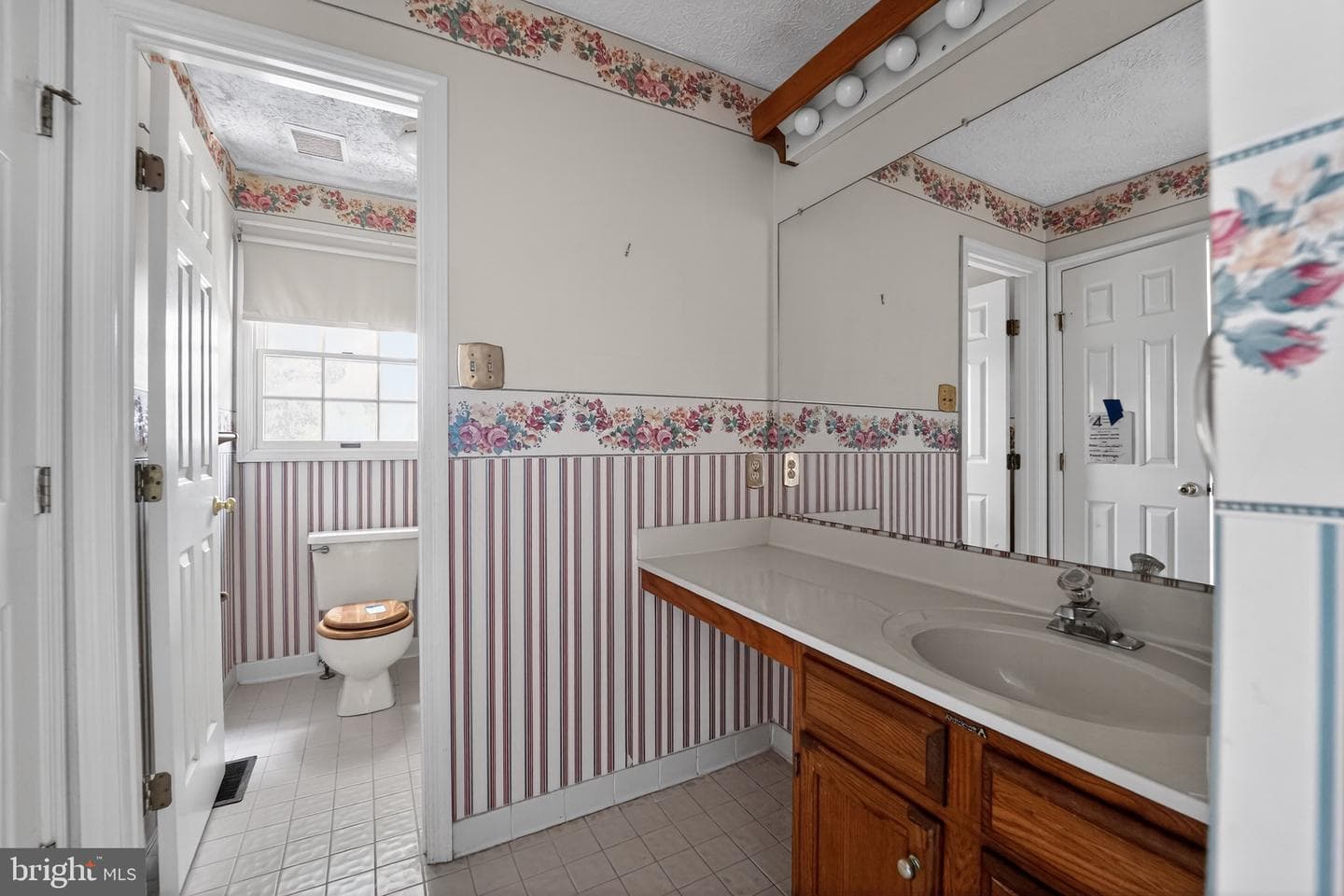 8204 Elkwood Court photo 25